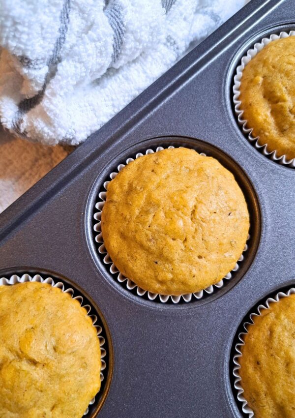 How To Make Easy Breakfast Banana Muffins